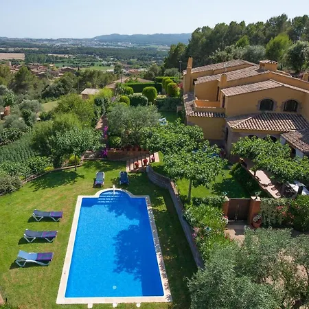 Sleeps 16 Pool Regencós