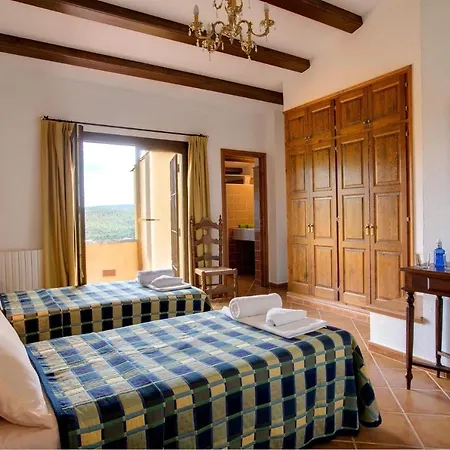 Sleeps 16 Pool Regencós